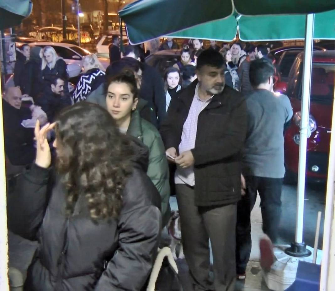 Bu gece sona eriyor! Uzun kuyruklar oluştu, yaptırmayana ceza var! 5